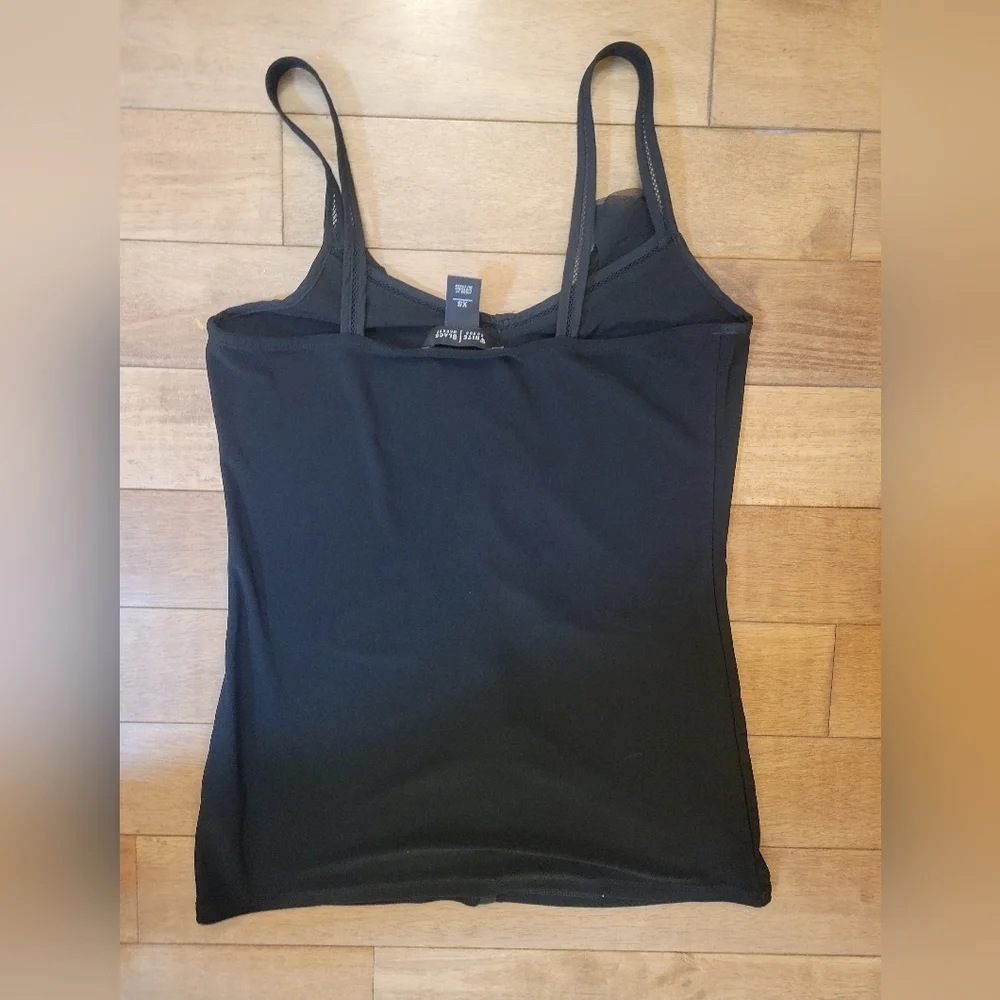 White House Black Market Black Flounce Front Cami XS NWT Elegant Layering Top - Picture 4 of 4
